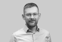 «Миндичгейт» не меняет главного: поддерживать армию и давить на власть