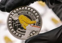 Королевский монетный двор Британии выпустил монету с Фредди Меркьюри – фото