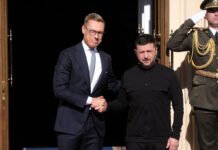 Зеленский после массированного удара провел разговор с президентом Финляндии: детали