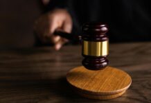 ВАКС в четыре раза поднял залог судье из Закарпатья. САП писала, что он называл взятку «конфетками»