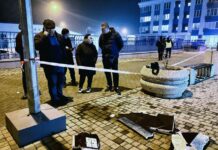 В Одессе во дворе многоэтажки упал дрон, повреждена инфраструктура – фото