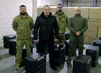 Бойцы 81-й бригады получили от «Украинской команды» мощные зарядные станции, — Палатный