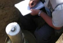 В Мариуполе из колодцев исчезла вода. оккупанты роют землю в поисках подземных запасов