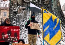 Мариупольцы по всей стране вышли на акции в поддержку военнопленных и пропавших без вести, — ФОТО