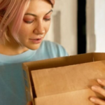 Заказывать с AliExpress станет дороже: порог налога на посылки снова понизят