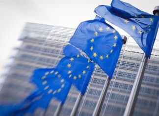 ЕС внес Россию в черный список по отмыванию денег: решение вступило в силу