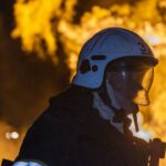 В Киеве во время работ на энергообъекте погиб спасатель-верхолаз – фото