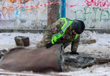 В Киеве обезвредили боевую часть «Искандера», которую нашли в жилом секторе после атаки РФ