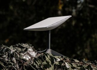 SpaceX отрезает россиян от Starlink: компания начала борьбу с атаками дронов