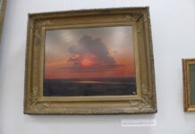 В «безопасном месте» на велосипеде: как оккупанты объясняют появление картин Куинджи в Мариуполе, — ФОТО