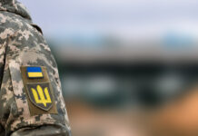 Люди, старше возраста мобилизации, смогут заключить контракты на год во время войны: указ Зеленского