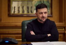 Зеленский после российской массированной атаки ввел санкции против 66 человек и 62 компаний