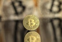 Рыночная стоимость криптовалют снизилась почти на $500 млрд менее чем за неделю