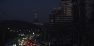 «Ближайшие дни будут тяжелыми» и свет до двух часов в Киеве: Минэнерго о ситуации в системе