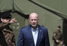 Посол США в НАТО отреагировал на заявление Зеленского о мире до лета