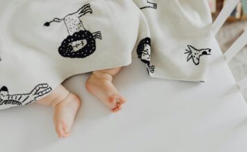 Минсоцполитики планирует разрешить оформлять «детские» выплаты онлайн в ближайшее время