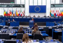 Европарламент заблокировал функции ИИ на мобильных устройствах депутатов