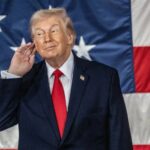 Зеленский назвал несправедливым, что Трамп призывает к уступкам Украину, а не Россию