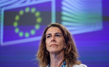 Венгрию обвинили в нарушении одного из принципов ЕС из-за блокирования кредита Украине