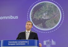 Военная помощь Украине по кредиту на 90 млрд евро также будет зависеть от реформ – комиссар