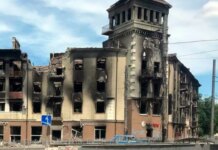 Россия провалила обещанное восстановление Мариуполя, которое обещала завершить еще в 2025 году, — расследование