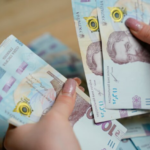 70 тысяч «пакетов тепла» и деньги на карты: как получить «набор выживания» во время блэкаута