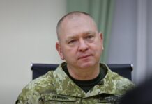 Экс-глава Госпогранслужбы Дейнеко уволился со службы по решению ВВК