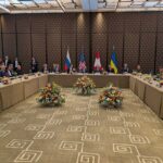 Украина и РФ обсудили новый формат вывода войск с Донбасса, — NYT