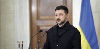 Рабства нет: Зеленский сделал заявление о выезде украинцев за границу