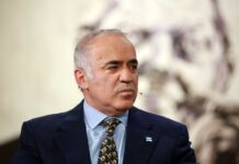 Каспаров: Если Путин вторгнется в Латвию или Литву, НАТО не будет воевать