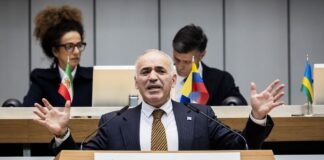 «Это просто разговоры для бедных»: Каспаров о переговорах по Украине, Путине и будущем России