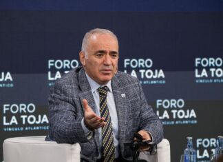 Каспаров предложил создать на Западе «русский Тайвань»