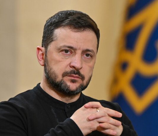 Зеленский об атаке РФ: был жесткий разговор, огневые группы ПВО усилят