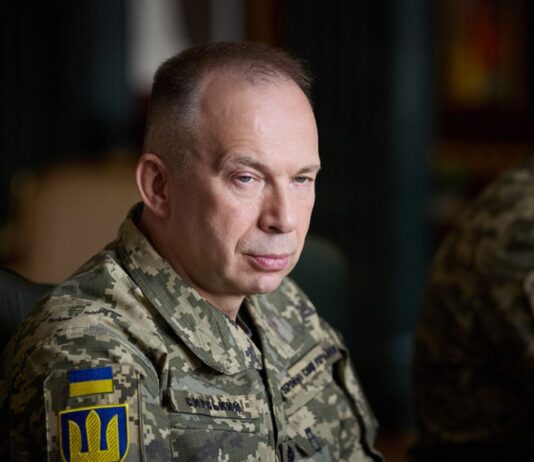 Украинские военные побеждают в 90% стрелковых боев, — главком