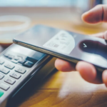 Никогда не пишите это в чеке: названа фраза, которая уничтожит бизнес во время блэкаута