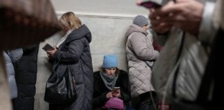 В Киеве второй раз за вечер взрывы во время угрозы баллистики