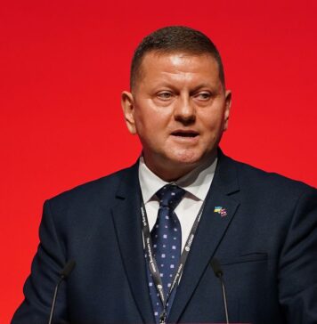 Залужный назвал причину провала контрнаступления ВСУ в 2023 году