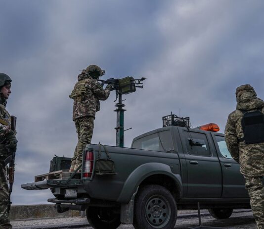 Работа ПВО в регионах неудовлетворительная: Зеленский ждет немедленных решений