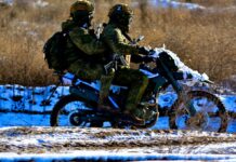 РФ хочет взять Мирноград в «клещи»: какую тактику применяют оккупанты (видео)