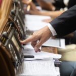 В «слугах» отрицают, что 50-60 нардепов хотят уйти из Рады