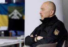 «Слишком эмоциональная реакция на триколор». Пышный отчитался в Раде о скандале с monobank