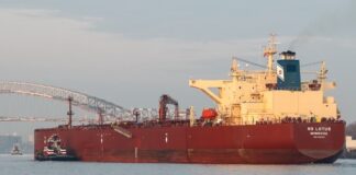 Канада добавила в санкционный список 100 нефтяных танкеров из российского «теневого флота»