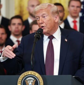 Трамп: Участие США в переговорах между Украиной и РФ – услуга Европе