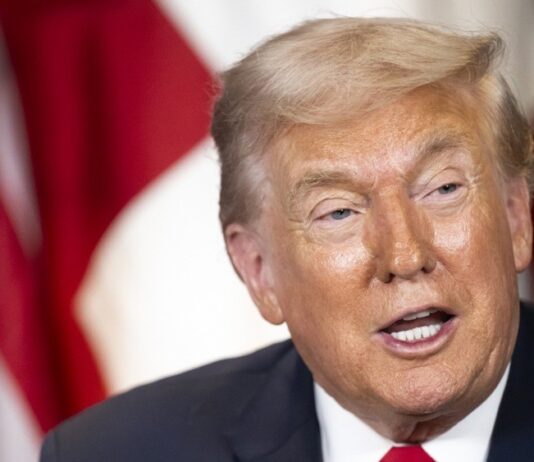 Трамп назвал Иран «лузером Ближнего Востока» после обещания перестать бомбить соседей