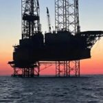 Силы обороны поразили буровую станцию «Сиваш» и в придачу уничтожили вертолет Ка-27 – видео