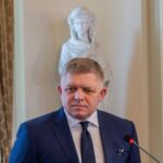 Фицо пригрозил «перенять эстафету» от Венгрии по блокированию 90 млрд евро для Украины