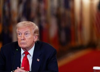 Трамп заявил, что следующий верховный лидер Ирана «недолго продержится» без его одобрения