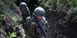 Тактика просачивания. До точки доходит только один из 10 оккупантов – генерал Комаренко