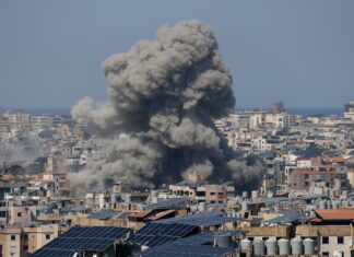 Хезболла выпустила более 100 ракет по Израилю. ЦАХАЛ в ответ бьет по Ливану