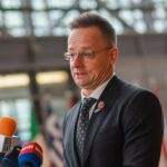 Брюссель захотел объяснений от Венгрии насчет возможных контактов Сийярто с Кремлем